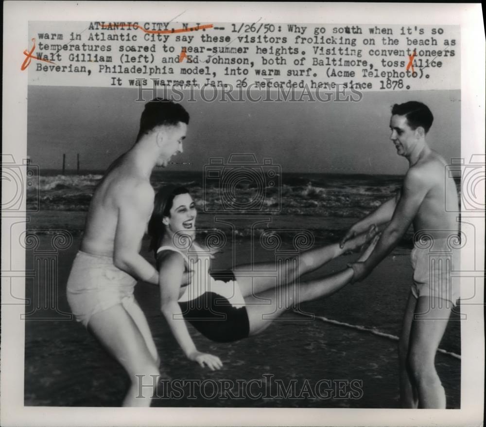 1950 Press Photo The visiting conventioneers Walt Gilliam, Ed Johnson and Alice - Historic Images