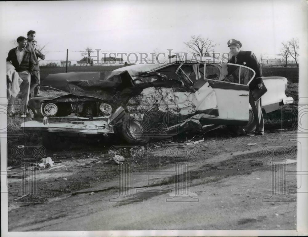 1956 Press Photo William Pate dies in crash that killed 2 others, Rockford, Il. - Historic Images