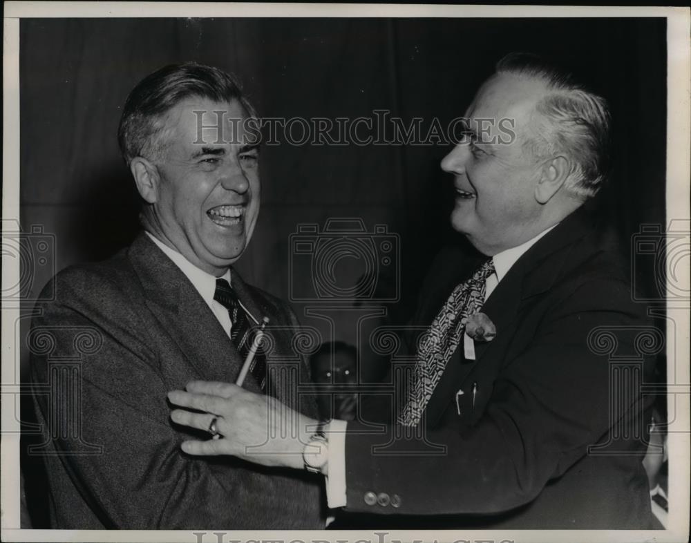 1948 Press Photo Henry Wallace Senator Alexander Wiley on Mundt Nixon Bill - Historic Images