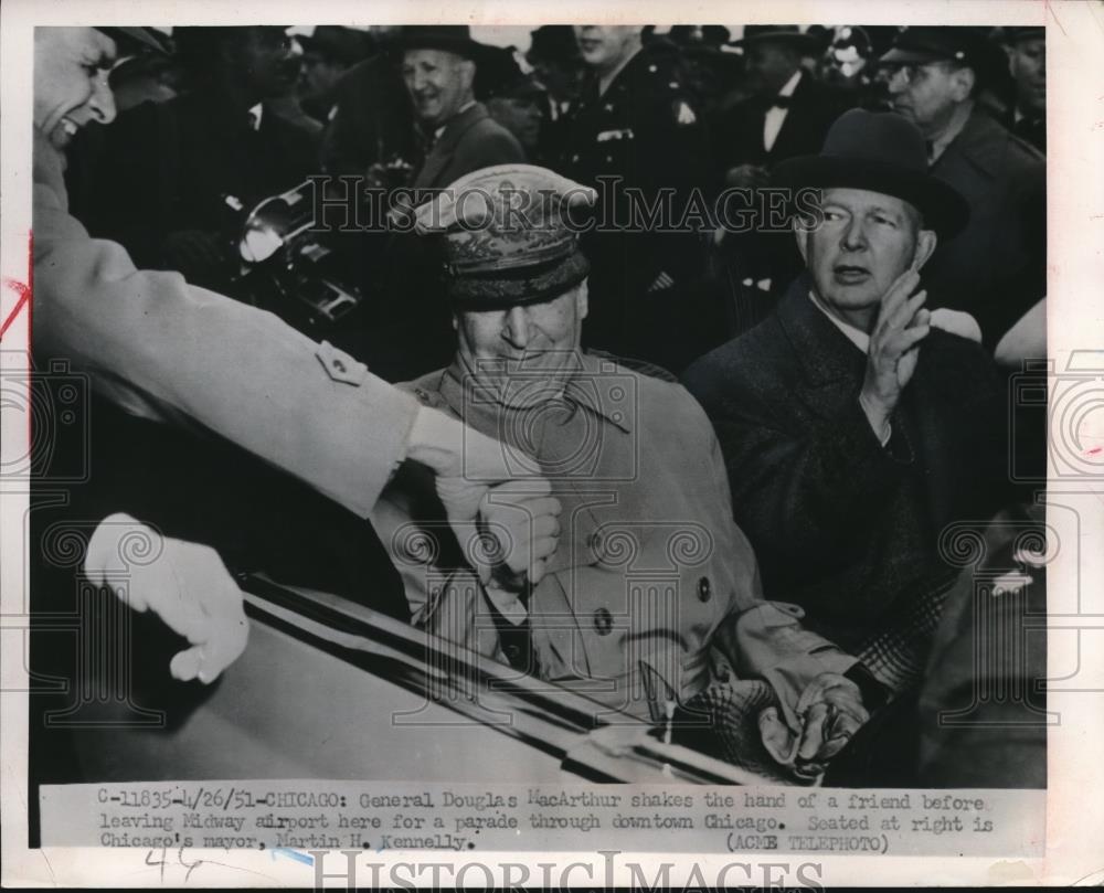 1951 Press Photo General Douglas MacArthur and Mayor Martin H. Kennelly - Historic Images