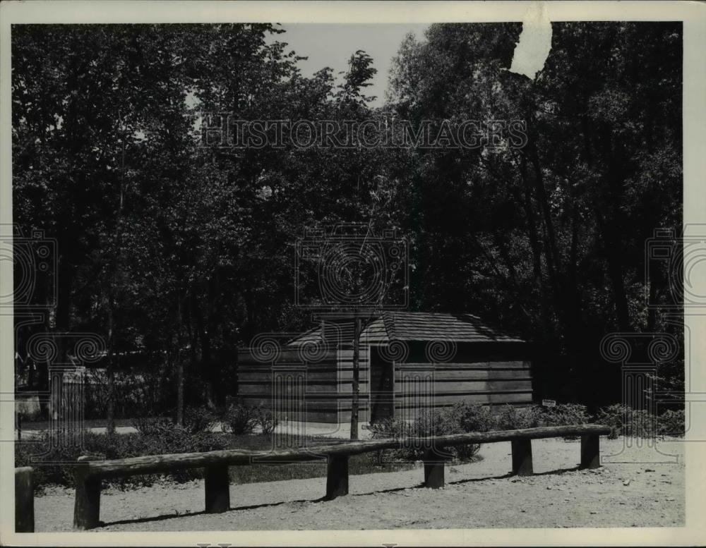 1938 Press Photo Bath House - Historic Images