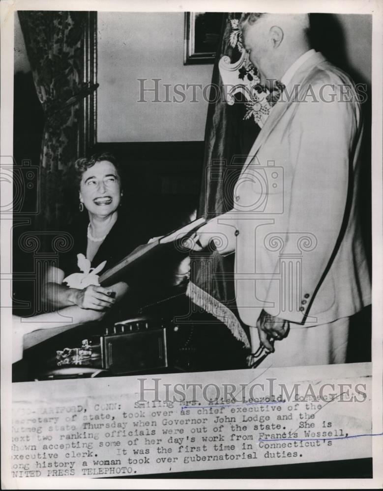 1953 Press Photo Mrs. Alice Leozold took over as chief executive - Historic Images