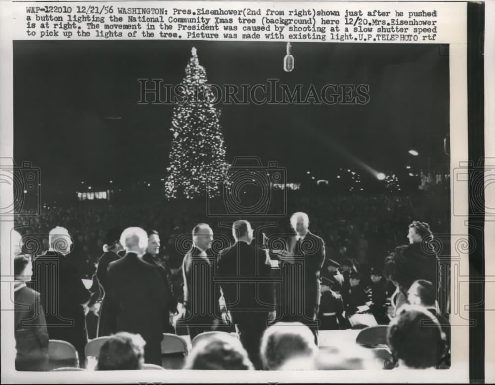 1956 Press Photo Pres Eisenhower After Lighting The National Community Xmas Tree - Historic Images