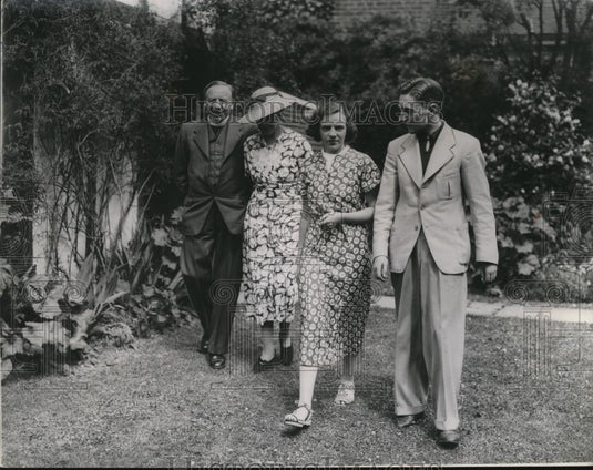 1937 Press Photo Rev R Anderson Jardine wife son Don & Mrs James Rhoades - Historic Images