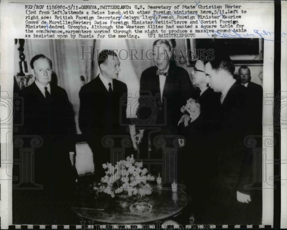 1950 Press Photo Geneva US Secy of State Christian Herter attends Swiss lunch. - Historic Images