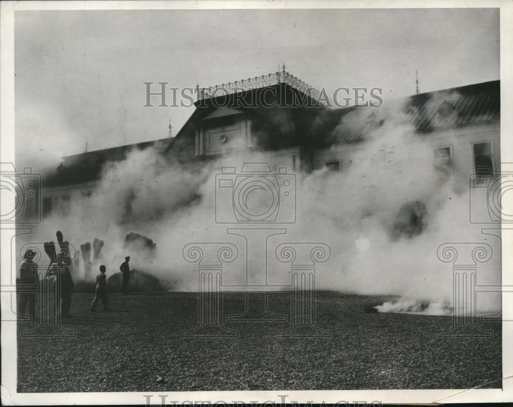 1933 Press Photo Japanese air defense manuevers at Toyko - Historic Images
