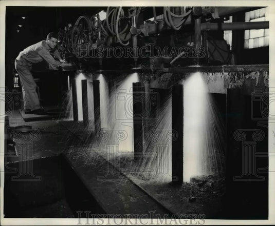 1958 Press Photo Westinghouse Electric Corporation's East Pittsburgh Plant - Historic Images