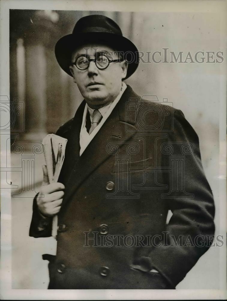 1937 Press Photo Geoffrey Dennis author of Coronation Commentary - Historic Images