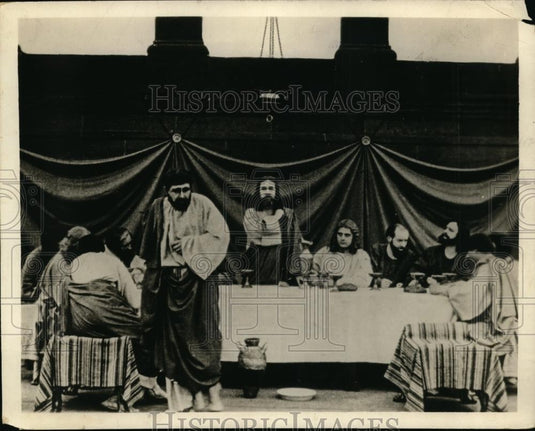1921 Press Photo Portrait of Christ denouncing Judas - Historic Images