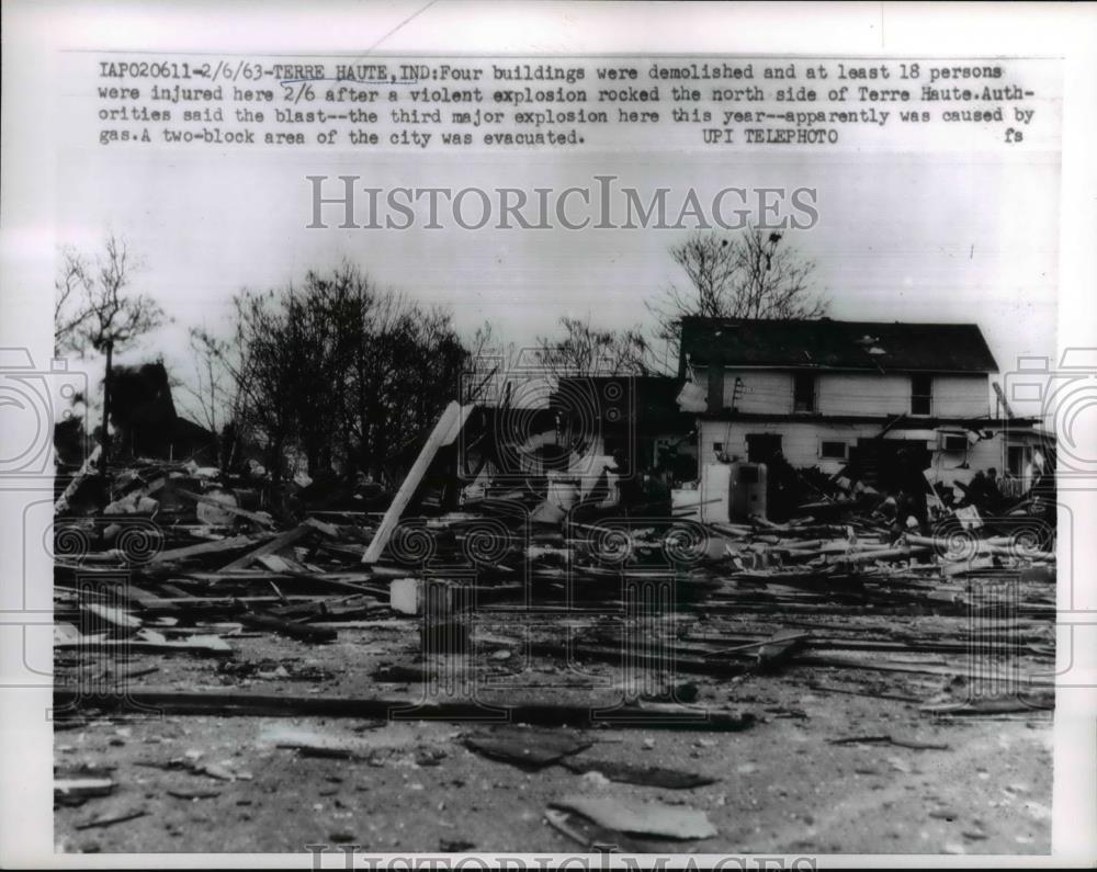 1963 Press Photo Wreckage, Debris After Gas Explosion, Terra Haute Indiana - Historic Images