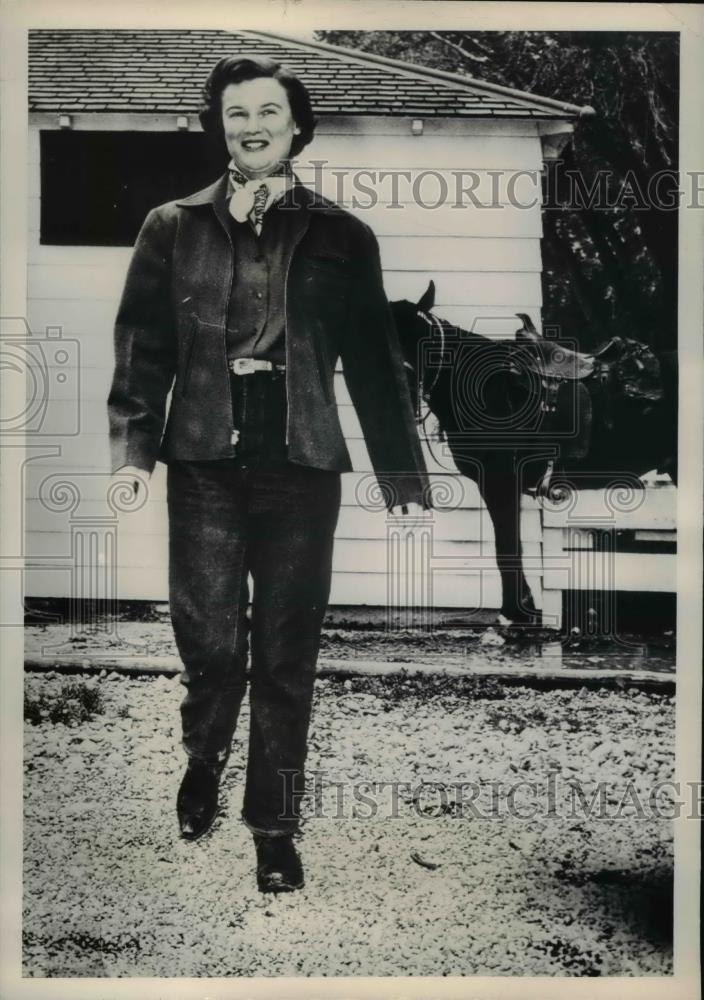 1949 Press Photo Mrs. Franklin D. Roosevelt,Jr. Ethel du Point - Historic Images