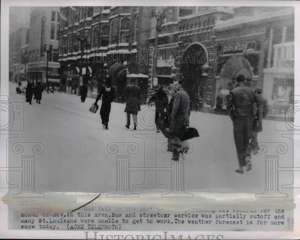 1951 Press Photo Snow-Covered Street in St. Louis, Missouri - Historic Images