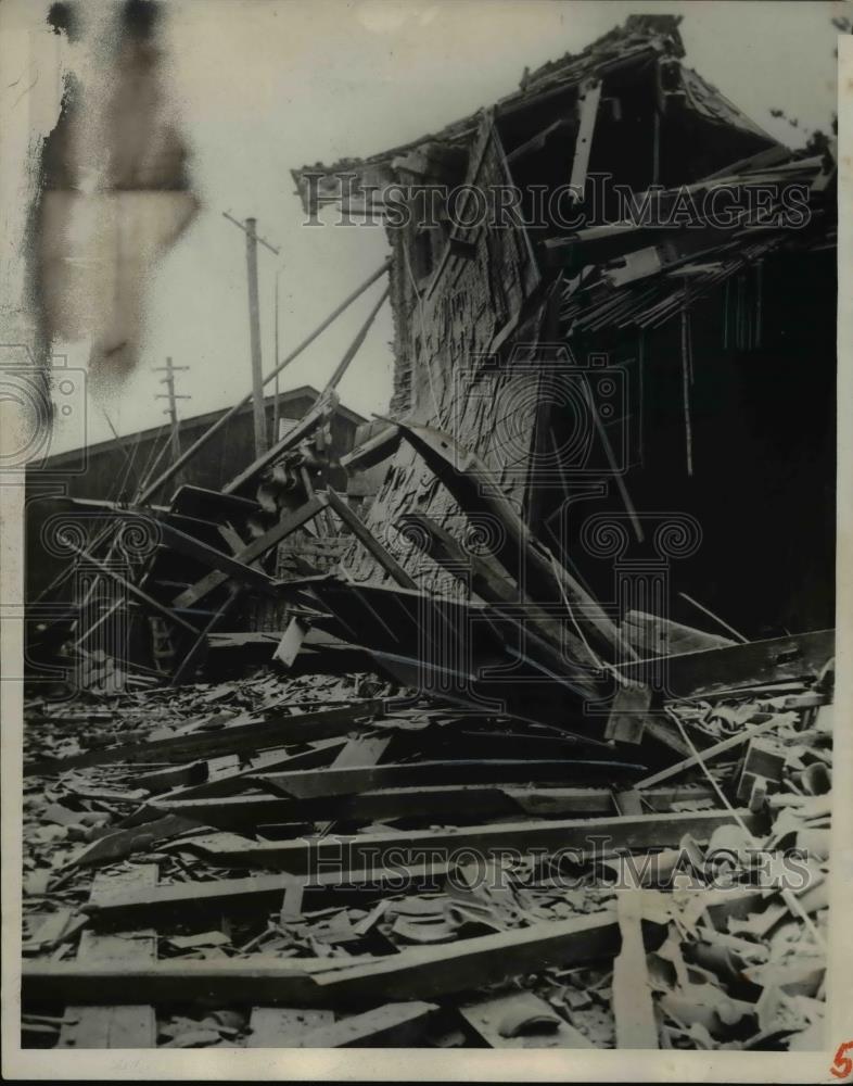 1924 Press Photo Palace Gate Wadakura earthquake Toyko Japan - Historic Images