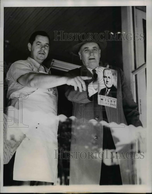 1950 Press Photo Senator Alexander Wiley & Hugo Rupprecht Store Owner - Historic Images
