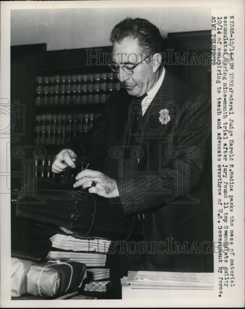 1949 Press Photo Federal Judge Harold R. Medina during Trial - Historic Images