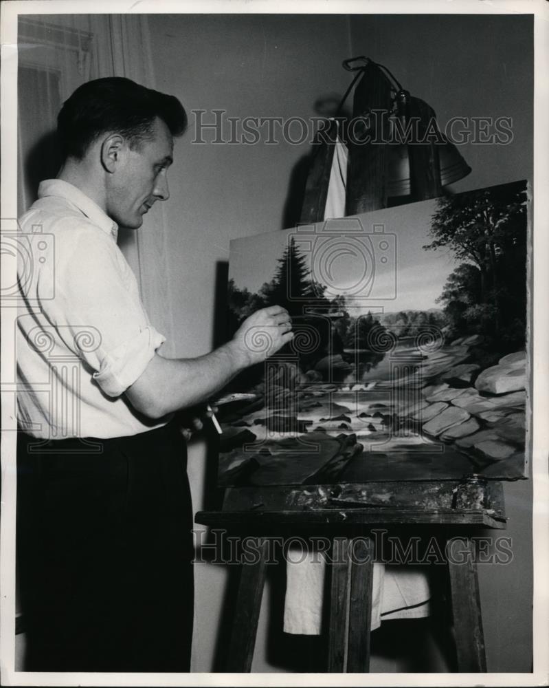 1956 Press Photo Detroit Roger deGroote a janitor at Parke davis &amp; Company - Historic Images