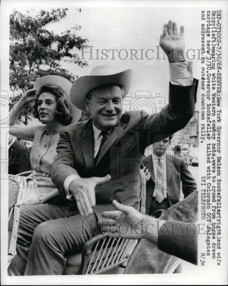 1968 Press Photo Governor Nelson Rockefeller & Happy in Cowboy Hats in Denver - Historic Images