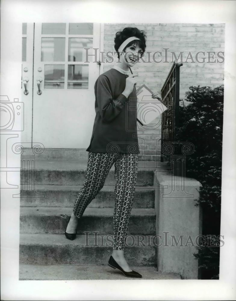 1962 Press Photo Zip Front worn over patterned pants - Historic Images