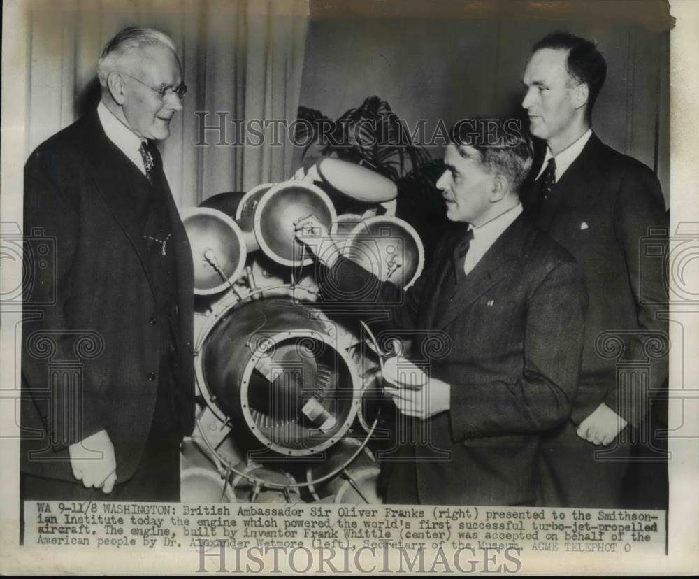 1943 Press Photo British Ambassador Oliver Franks at Smithsonian Institute - Historic Images