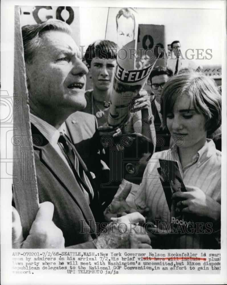 1968 Press Photo New York Gov. Nelson A. Rockefeller Arrives in Seattle, WA - Historic Images