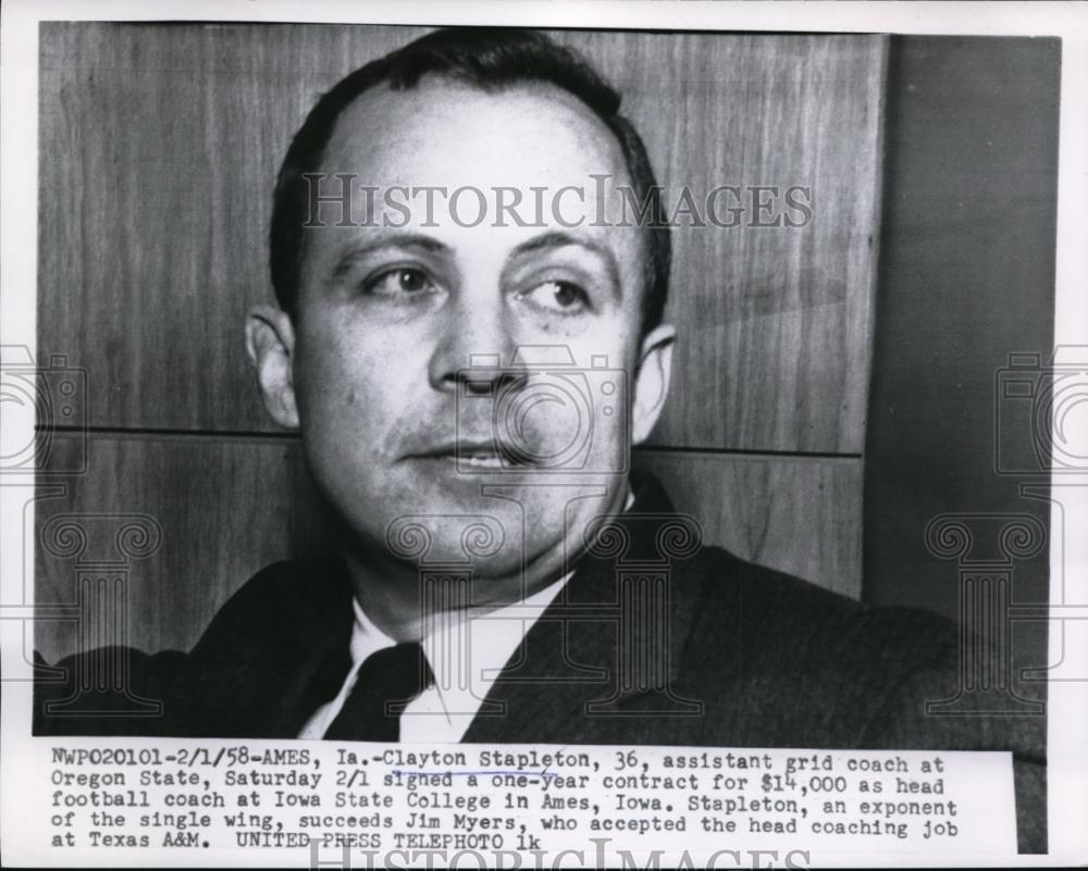 1958 Press Photo Clayton Stapleton Grid Coach Oregon State Ames, IA - Historic Images