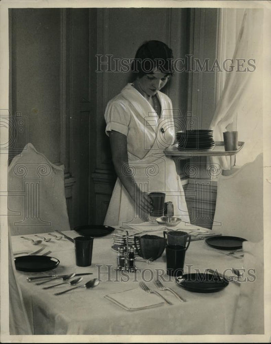 1933 Press Photo Unbreakable Dishes in Place Setting - Historic Images