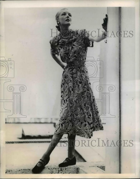 1948 Press Photo Kay Dunhill daytime dress - nee47365 - Historic Images