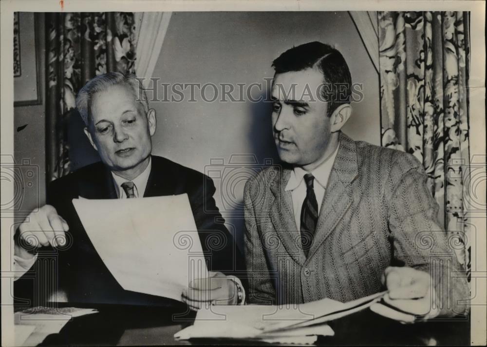 1953 Press Photo Sherman Adams with Charles F Willis Jr. - Historic Images