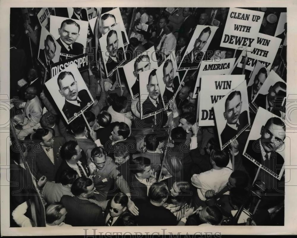 1948 Press Photo of a general view of GOP convention hall filled with a sea of - Historic Images