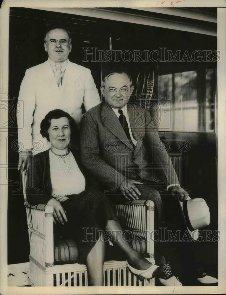 1935 Press Photo US Senator Daniel Hastings and Wife with George Kiem in FL - Historic Images