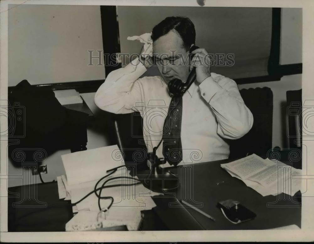 1936 Press Photo of Joseph W. Martin Jr. in the GOP Eastern Headquarters. - Historic Images