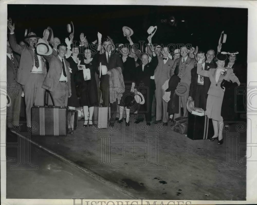 1944 Press Photo Massachusetts Delegation at Republican GOP National Convention - Historic Images