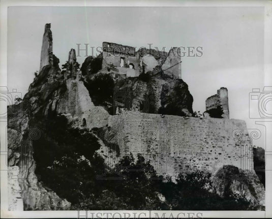 1954 Press Photo Ruins of Historic Duernstein Castle, Krems Austra - Historic Images