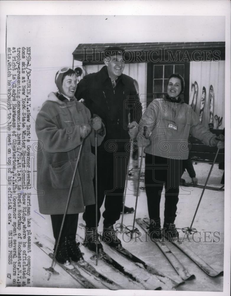 1956 Press Photo Governor Averill Harriman at New York State Winter Sports Ridge - Historic Images