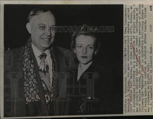 1954 Press Photo San Francisco Roderick Wilson & wife on perjury charges - Historic Images