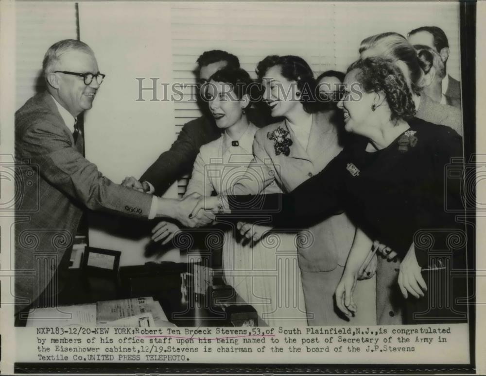 1952 Press Photo Robert Ten Broeck Stevens, Secretary of Army Congratulated by - Historic Images