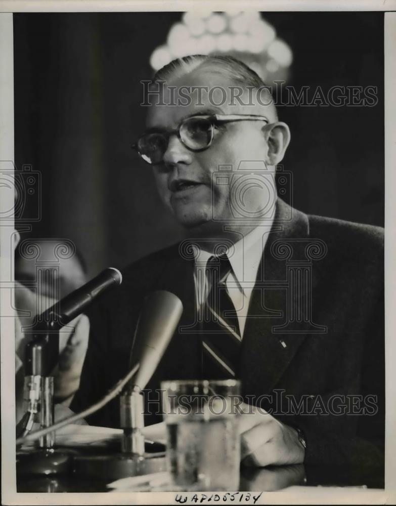 1954 Press Photo Robert Stevens Testifying Before Senate Subcommittee - Historic Images