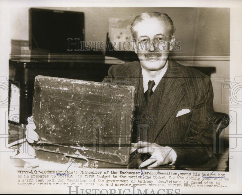 1956 Press Photo Britain&#39;s Chancellor Of The Exchequer Harold Macmillian - Historic Images