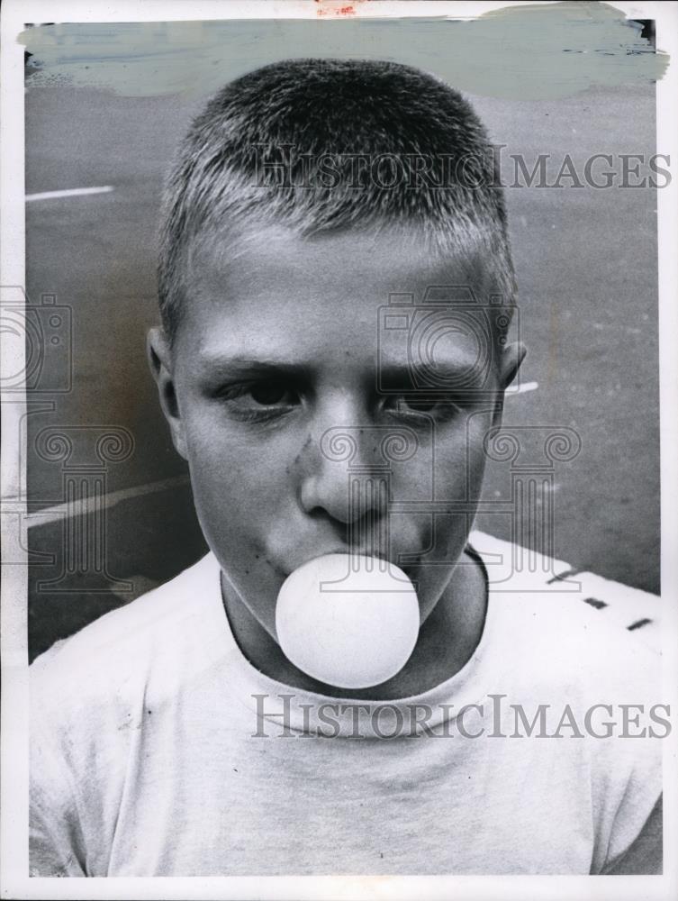 1961 Press Photo Robert Mlagovsky - Historic Images