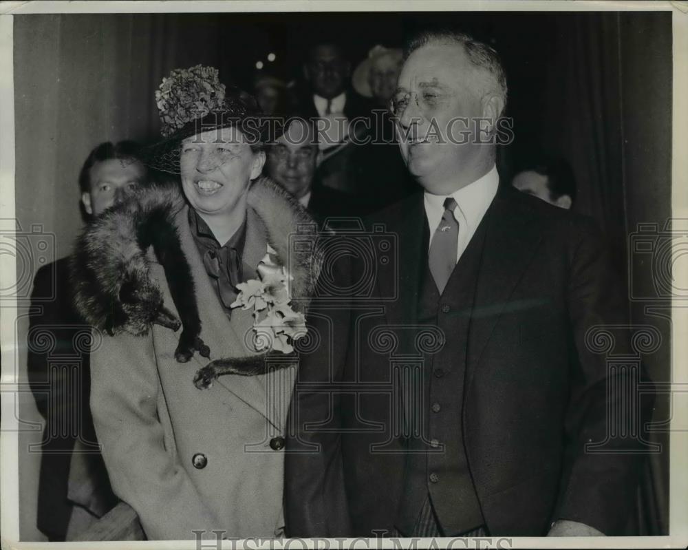 1940 Press Photo President Roosevelt and Wife at St Thomas' Episcopal Church - Historic Images