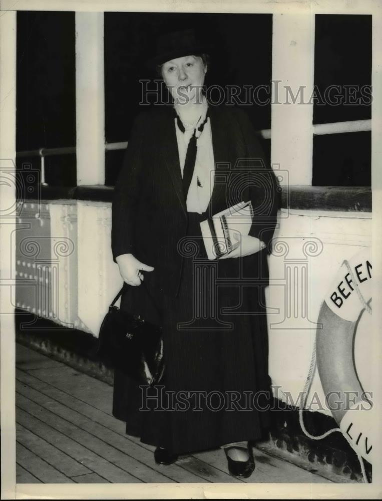 1937 Press Photo Noted Novelist Mrs. Marie Belloo Comes Over With A New &quot;Essay&quot; - Historic Images