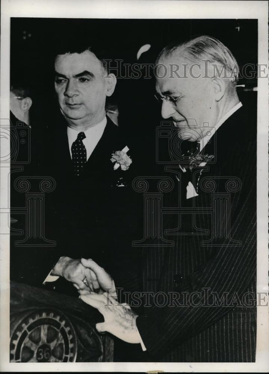 1940 Press Photo Thomas E Broderick of NY State Republican Committee & F Gannett - Historic Images