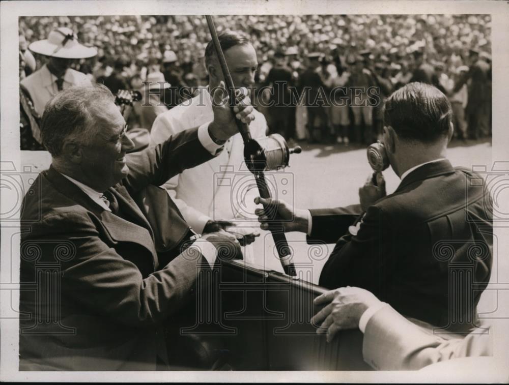 1937 Press Photo Pres Franklin D Roosevelt at Galveston Tex, Mayor A LEvy - Historic Images