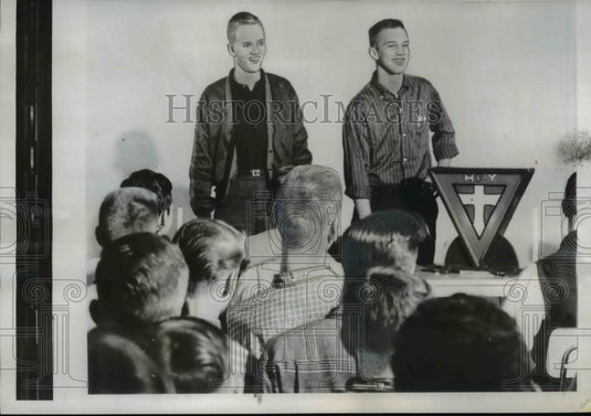 1958 Press Photo Robbinsdale Minn, John Arenas & Bob Keene High School seniors - Historic Images
