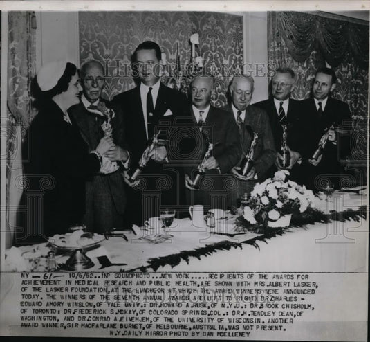1952 Press Photo Awards for Achievements in Medical Research & Public Health - Historic Images