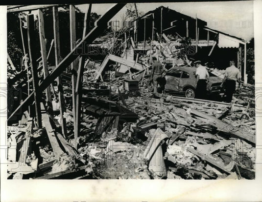1969 Press Photo Bellair, Texas Remains of home after Gas Explosion - Historic Images