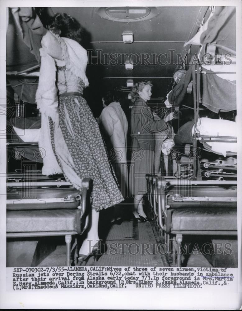 1955 Press Photo Wives of Airmen Victims of Russian Jets Over Bering Straits - Historic Images