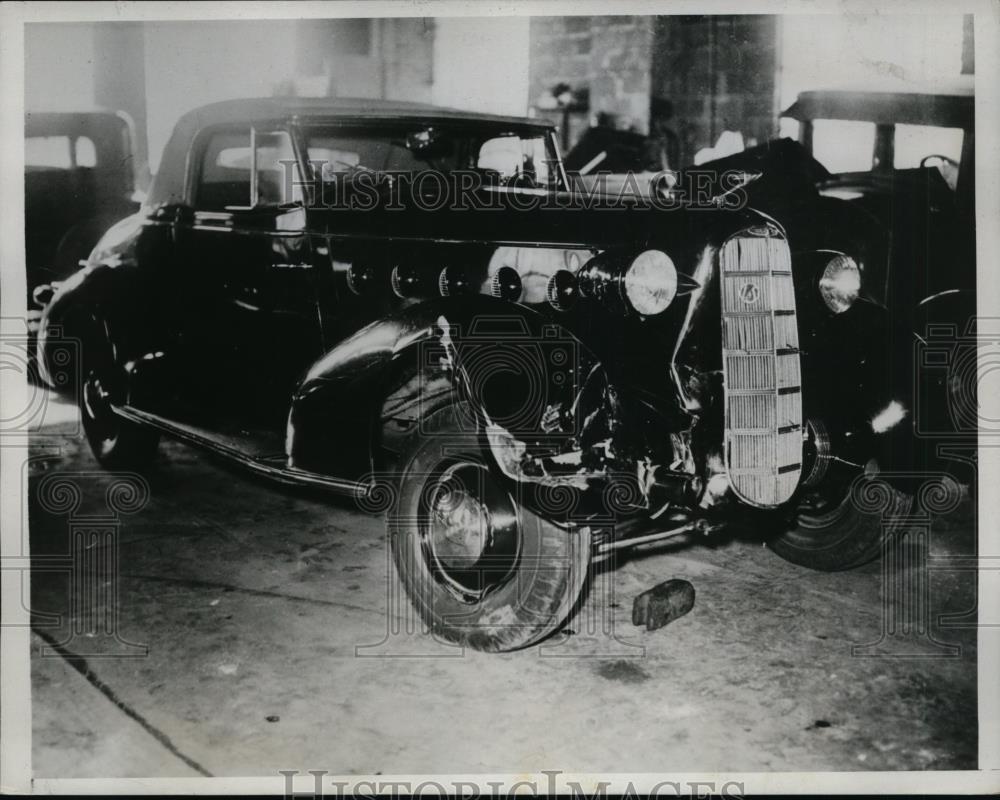 1935 Press Photo Franklin Roosevelt Jr son of President car wreck - nee56426 - Historic Images