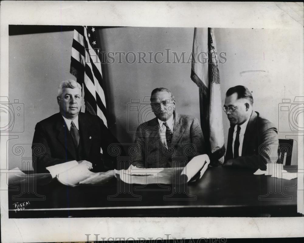 1933 Press Photo Gov Langer, Earl Sarles, and Herman Brocopp - nee54982 - Historic Images