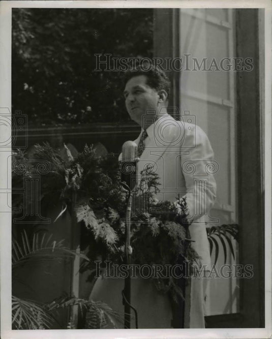 1943 Press Photo Frank Lausche of Ohio - nee51761 - Historic Images